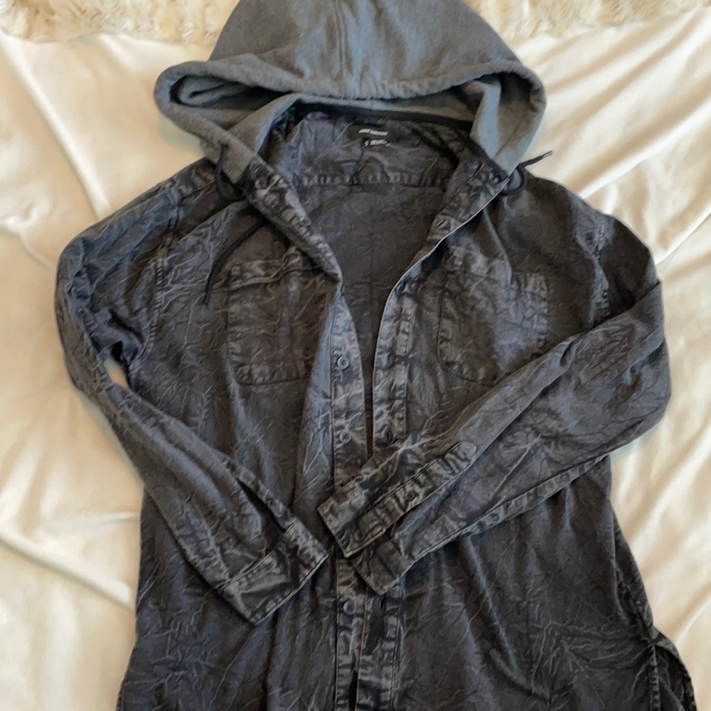 Men’s hooded long sleeve button down. Acid wash